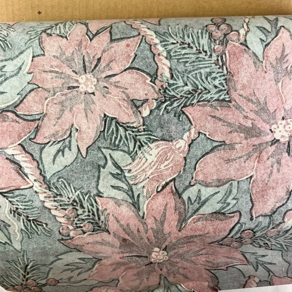 Alliant Foodservice Poinsettia Table Runner Roll 11in x 200ft Green Red New